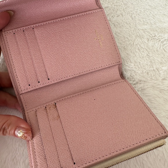 Louis Vuitton Victorine Wallet N64022 - Picture 16 of 16